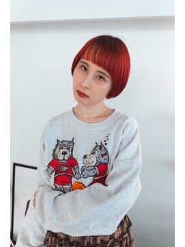 シカ(sica) レッドカラーミニボブ