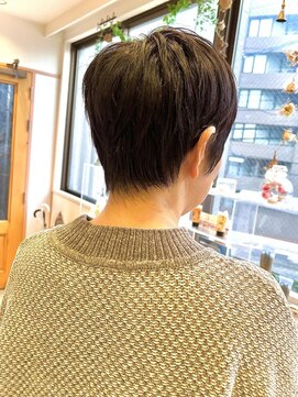 イト リトルヘアガーデン(ito. little hair garden) 襟足改善ベリーショート