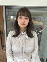 インビテーション(invitation)&nbsp;グレージュ ダブルカラー  透け感カラー グレーベージュ