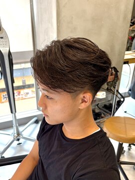 エリマ 調布(elima) 調布メンズカットセンターパートニュアンスパーマフェザーパーマ