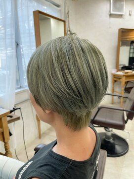 ジュノ(Jeuno) オリーブベージュ