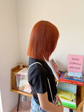 ミテ(mite) オレンジブラウン/ブリーチ無しダブルカラー/切りっぱなしボブ