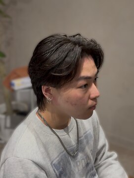 ジレス(Jiles) ニュアンスパーマ/センターパート/メンズパーマ/ウルフ