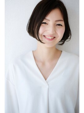 アーウィットアティック(Arwitt Attic) ラフなショートボブ