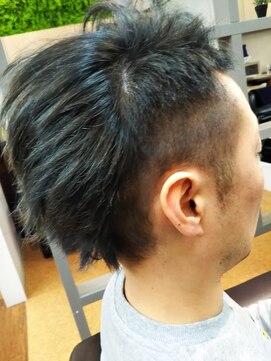 ヘアーサロン リーベ 東久留米店(Hair Salon Liebe) ツーブロックショートレイヤー