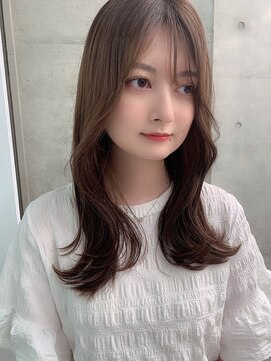 シロク センター南(SHIROKU) ナチュラルロングヘア