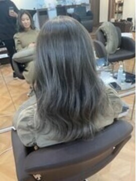 ライズ バイ レボ(RISE by REVO) 大人可愛いイメチェンモードヘアダークアッシュフェミニン我孫子