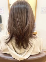 フリージア(freesia) 30代40代50代/おしゃれ女子/ツヤ髪スタイル