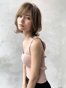 ケアリー 大日(Carelly) デザインカラー/レイヤーカット/ウェットヘア/オリーブベージュ