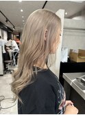 ホワイトベージュ