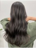 ハイライト白髪ぼかしダブルカラーインナーカラーショートボブ