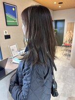 イェル(ELL.) 大人カジュアルラフウェーブ×アッシュブラウン