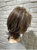外ハネウルフ白髪ぼかし