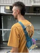 ツークツワンク バーバー 新宿(ZUG2WANG BARBER)&nbsp;バーストフェード
