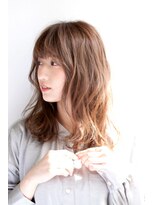 リノ エヘウ(Lino eheu)&nbsp;デザインカラー/骨格補正ショートカット/オリーブベージュ