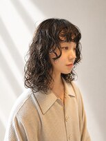 テラ(terra)&nbsp;大人かわいいウェーブミディアムパーマ/20代30代40代