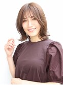外ハネスタイル