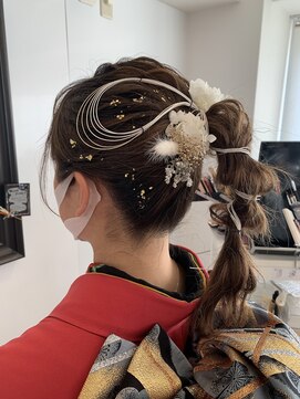 フェリーチェ(Felice) 着物ヘア ポニーテール 水引き 金箔 たまねぎヘア 卒業式
