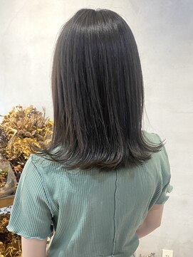 ミント(mint) 【 暗め、透明感、赤みなし。オリーブグレー* 】