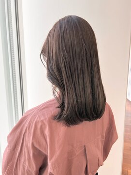 ザック ヴィ(ZACC  vie) くすみグレージュ / 低めレイヤー