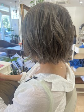 リラックスビューティーサロン グロー(GLOW) グレージュカラー