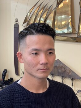 カッティングサロン トップボーイの写真/【メンズ専門店】ビジネスシーンでも好印象styleを実現！ビジネスマンの身だしなみはTOP BOYにお任せ◎