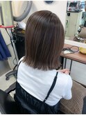 外はねボブ/アッシュベージュ/グレージュ