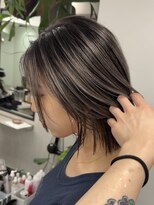 ラフ 新宿(Laff)&nbsp;新宿シャドールーツ/バレイヤージュ/白髪ぼかしハイライト/艶髪