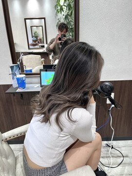 ベルヘアーデザイン 堺東(Belle hair Design) バレイヤージュ/グラデーション/ケアブリーチ/ブリーチ/堺東