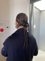 キチ(kici)&nbsp;お呼ばれヘア/カチモリヘア/タイトアレンジ