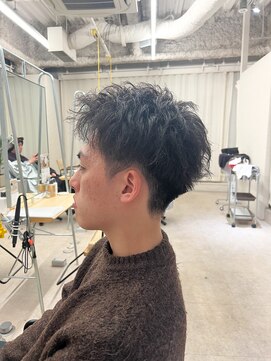 フルールバイアヴァンスクロス(Flulu by avance. cross) アップバングツイスト