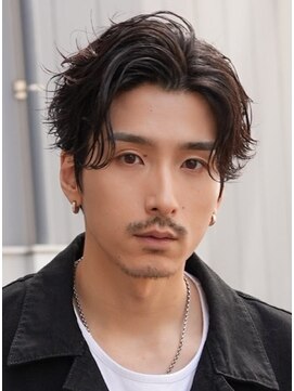 レタッチ バイ フィフス 天神大名(RETOUCH by fifth) 福岡天神メンズフェザーパーマフェザーショートスパイラルパーマ