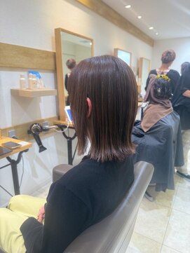 ミラバイケンジ 藤沢(Mira by KENJE) 白髪ぼかし細めハイライト30代40代50代セミディ