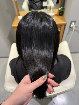 ファム 楽々園店(femme) 酸性縮毛矯正