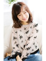イーネ(e ne) 大人っぽさの中にも可愛さを
