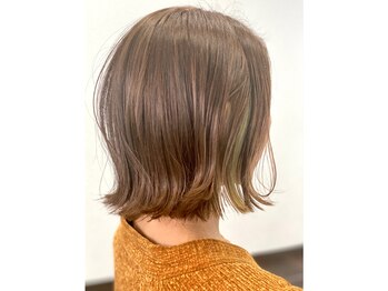 チェルアルコ ヘアー デザイン(Cxielarko hair design)の写真/【イルミナ・ルビオナカラー取扱い】透明感あふれる艶感を実現!耳にかけてもおしゃれなインナーカラーも◇