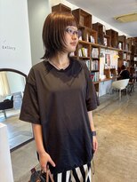 ヘアーアイストゥーレ(HAIR ICI TRE) フェイスレイヤー ハッシュカットヘーゼルベージュブリーチなし