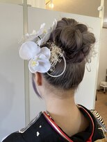 ヘアーアンドビューティー ルーツ(hair&beauty #roots)&nbsp;盛りシニヨン