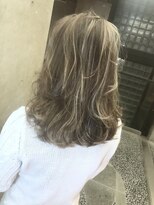 キー(kｅｙ)&nbsp;アッシュベージュ