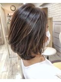 CINQ ハイライトカラー×ミディアムロブ