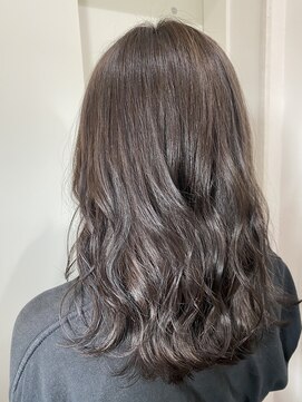 ルー(loup) ミルクティーアッシュ/シルバーグレージュ/透明感カラー/大名