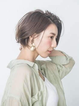 トゥルース 柏店(TRUTH)の写真/＜カット¥2640～＞骨格、髪質、クセを見極め、あなたに似合うスタイルをご提案!小顔効果もあるカット技術♪