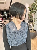 ステア ケース(stair case)&nbsp;大人クール刈り上げハンサムショートセンターパート