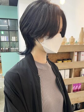 キューズ クラブ(cuz KLUB) ショートウルフアッシュブルー