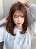 後れ毛が可愛い顔周りレイヤーハイレイヤーロング