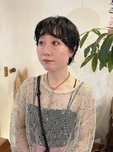 ヒツジ(hitsuji)&nbsp;黒髪でも重く見えないマッシュショートパーマ