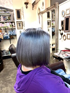 ヘアー ラウンジ アート(HAIR LOUNGE ART) 寒色グレーヘア