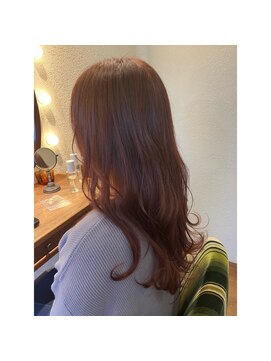 エルサフィロ キタハマ(el zafiro kitahama) 20×30×40代×ライラックカラー×ツヤ感 UP×外ハネスタイル