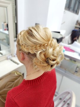 リサ 恵比寿(risa.) 編み込みアップ