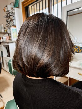 ラゾスタイルワークス(LAZO style works)の写真/【1日数名限定の完全マンツーマン美容室】『今の私らしく、美しく』を大切にしたい大人の女性へ。